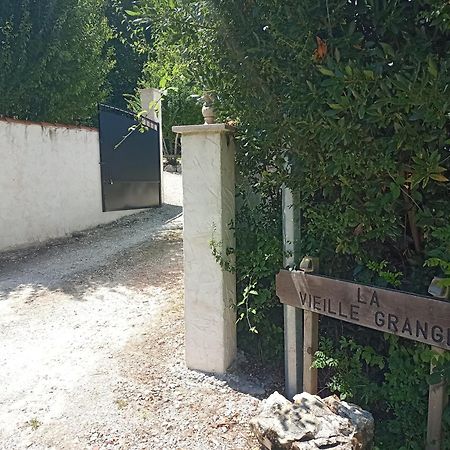 La Vieille Grange - Saint-Privat-Des-Pres Bed & Breakfast Bagian luar foto