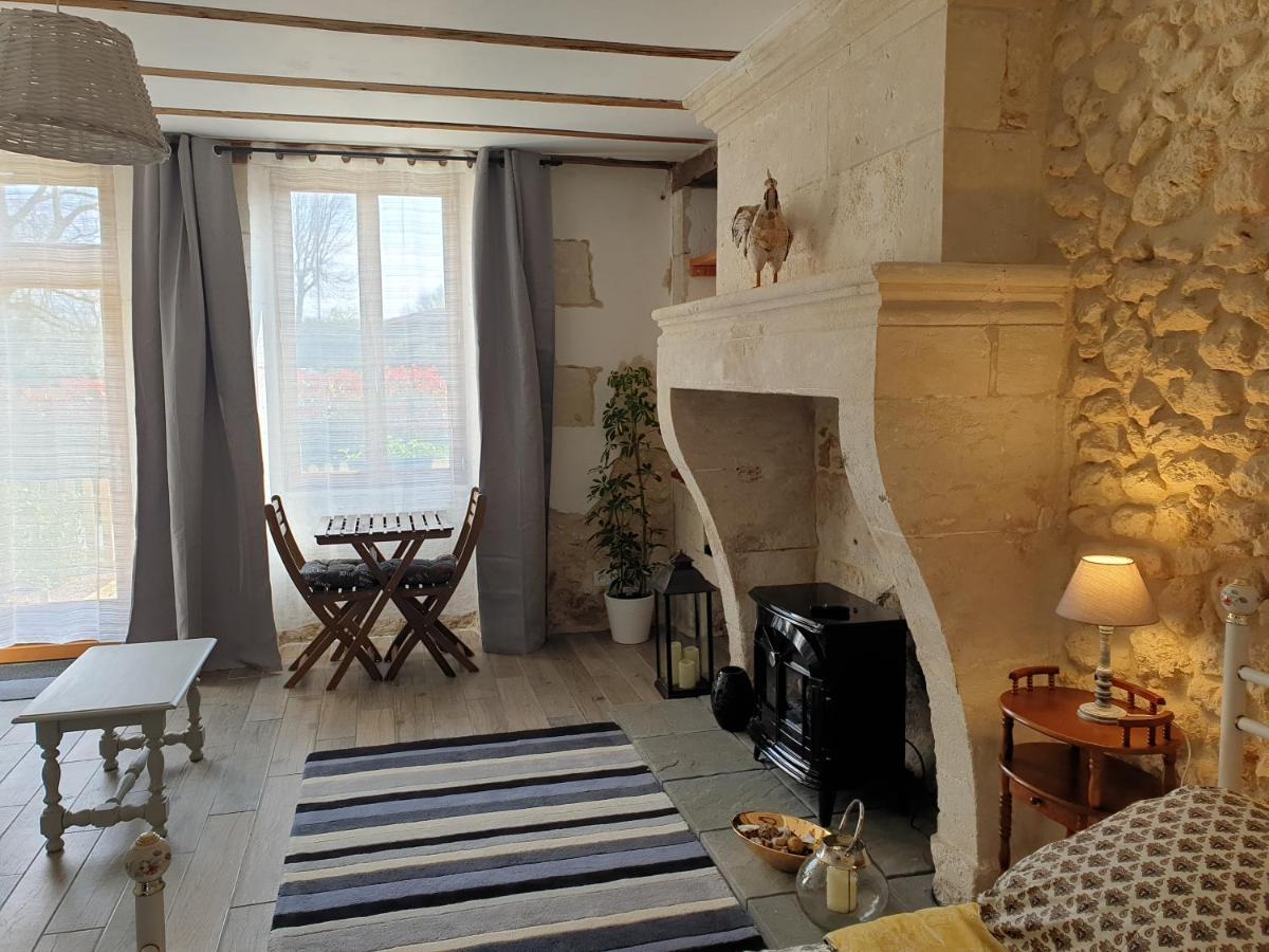 La Vieille Grange - Saint-Privat-Des-Pres Bed & Breakfast Bagian luar foto